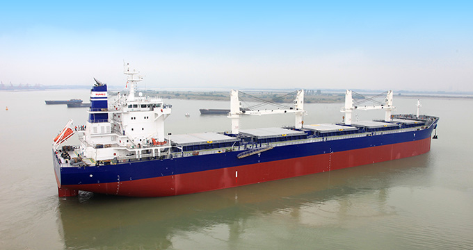 Construcción Naval y Transporte Marítimo y Fluvial